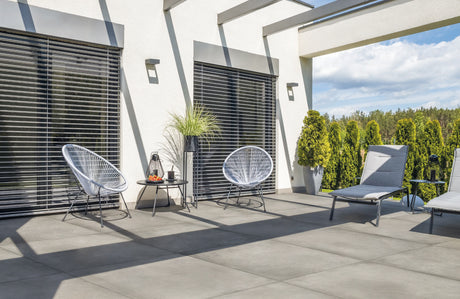 terrasse sur plot carrelage gris