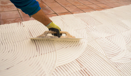 Poser du carrelage sur du carrelage : le guide de nos experts